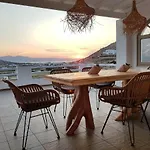 Naxian Pearl Apartman